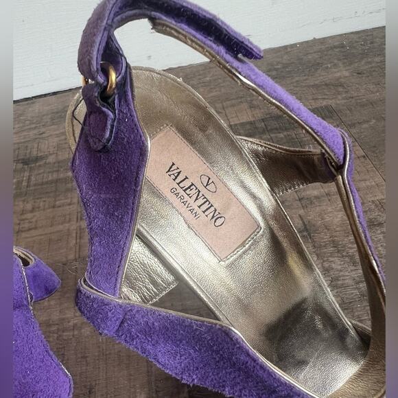 VALENTINO VINTAGE SUEDE HEEL PURPLE GOLD STRAPPY PEEP TOE SIZE 41 - Picture 11 of 11